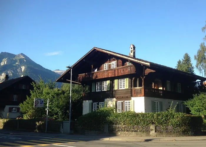 Traditional Swiss-flat شقة