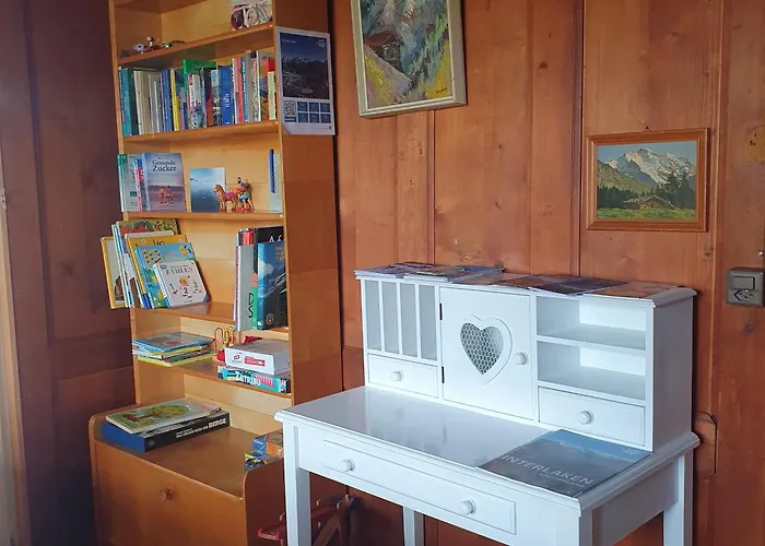 Traditional Swiss-flat Апартаменты Интерлакен